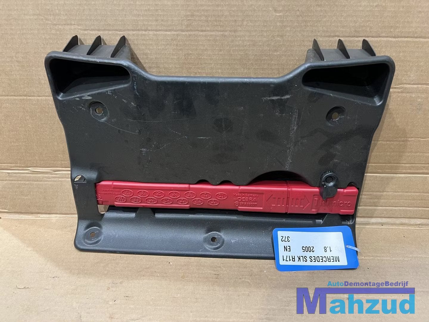 MERCEDES SLK R171 kofferbak afdekkplaat refector 2005-2011, Mercedes-Benz AG, Mercedes-Benz, Utilisé, Mercedesstrasse 120
70372  Stuttgart, DE