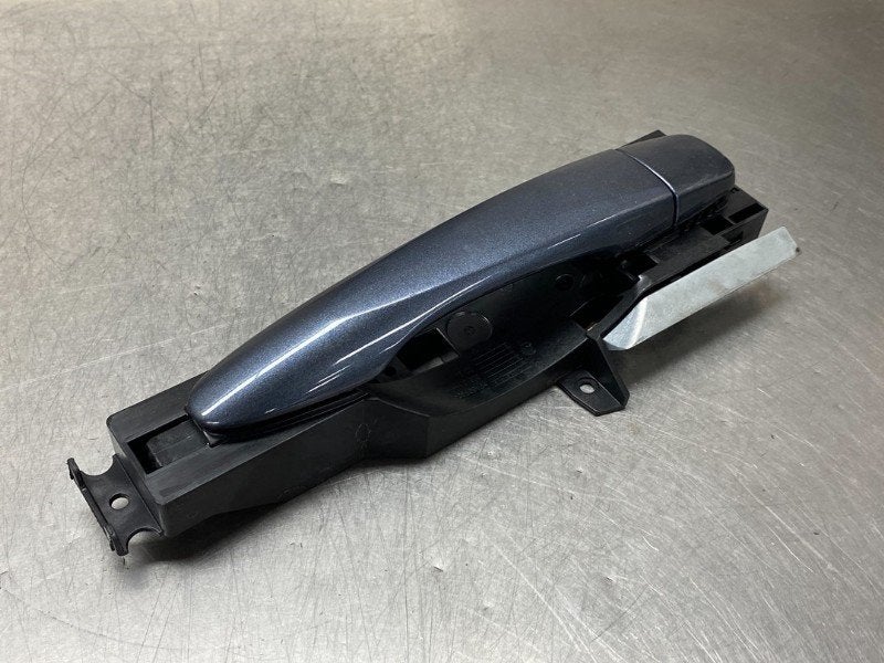 PORTIERGREEP BUITEN RECHTS VOOR Nissan Micra (K14), Gebruikt, Voor, Nissan