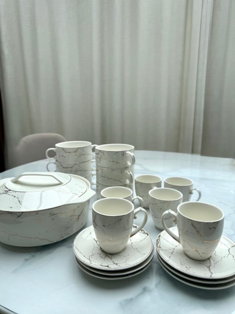 Servies marmer compleet, Ophalen