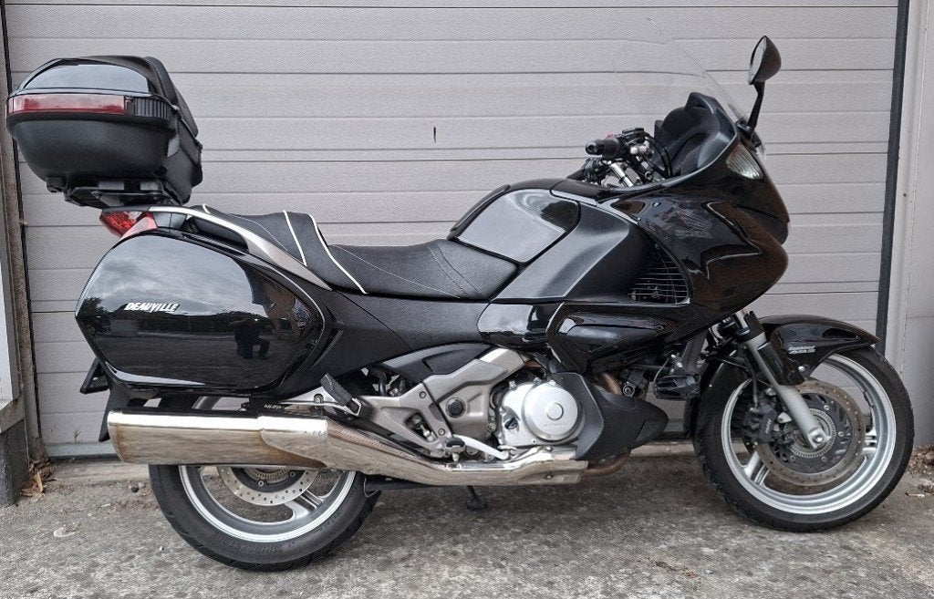 HONDA DEAUVILLE 700, Motoren, Motoren | Honda, 2 cilinders, Occasion, Motorrijbewijs A, Bedrijf