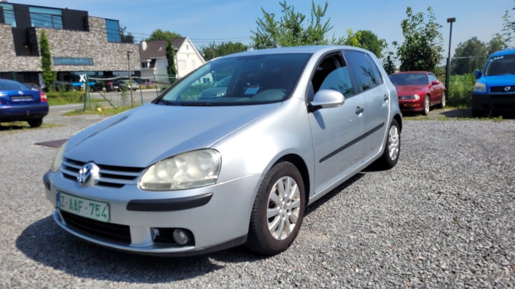 VW golf 2.0i AUTOMAAT 10kw/150pk AIRCO 5 deurs euro 4 2004, Autos, Argent ou Gris, 110 kW, Entreprise, 5 portes