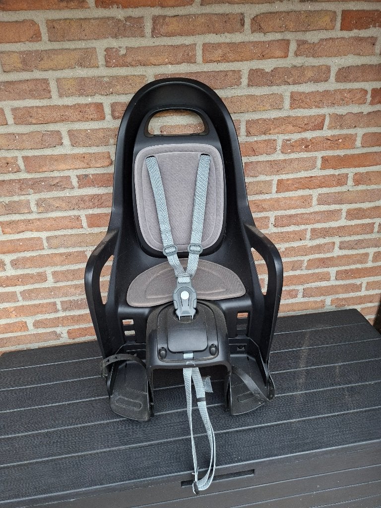 kinderzitje voor fiets, Fietsen en Brommers, Ophalen, Achterzitje, Voetsteuntjes, Zo goed als nieuw