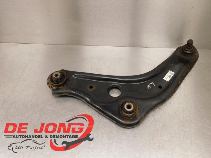 Bras de suspension avant gauche d'un Nissan Qashqai, -, 3 mois de garantie, Utilisé, -