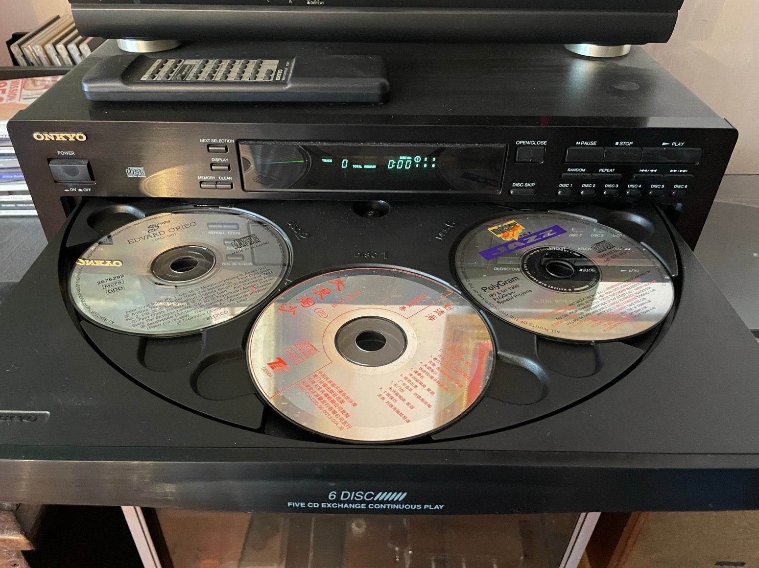 Changeur 6 CD Onkyo DX-C390 avec télécommande, Enlèvement, Comme neuf, Lecteur CD