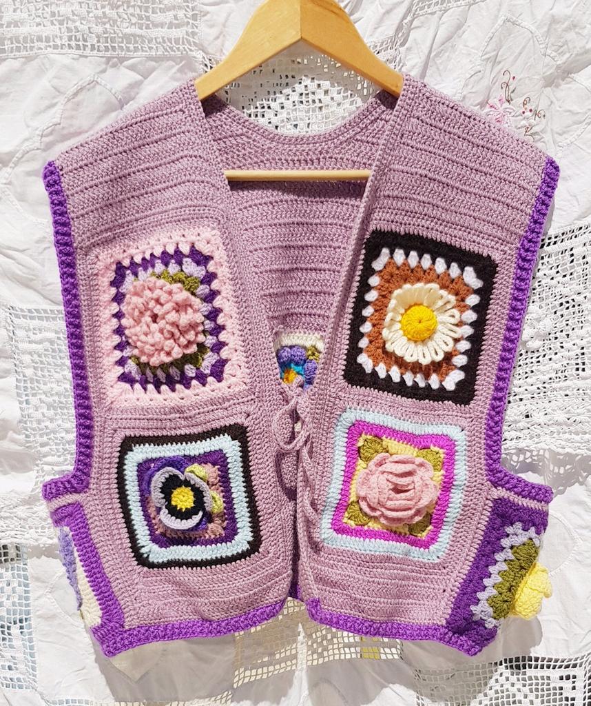 Gilet "jardin "🌻 de fleurs au crochet 🌻( fait main), Vêtements | Femmes, Neuf, Taille 38/40 (M), Enlèvement ou Envoi, Fait main