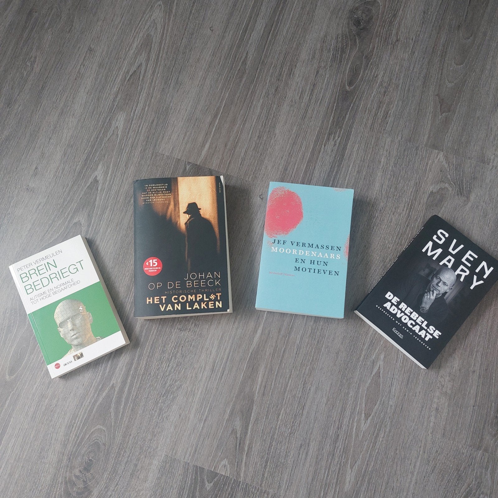 Leesboeken (4), Ophalen