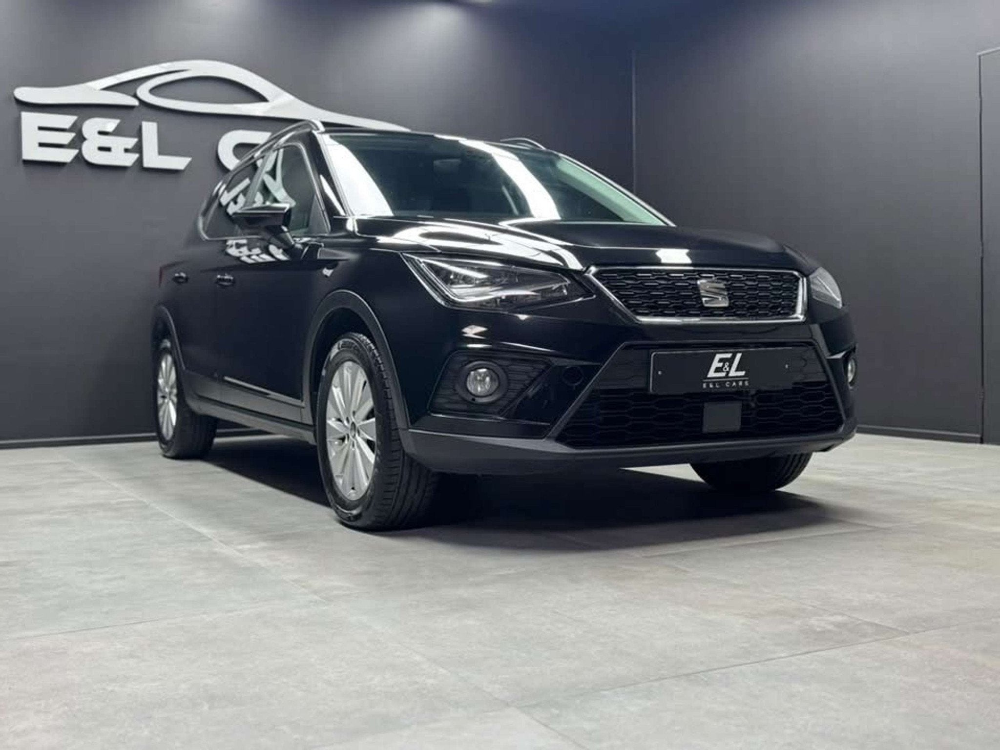 SEAT Arona Arona 1.0 TSI Xcellence *12 mois de garantie*, Autos, Achat, Entreprise, 5 portes, 5 places