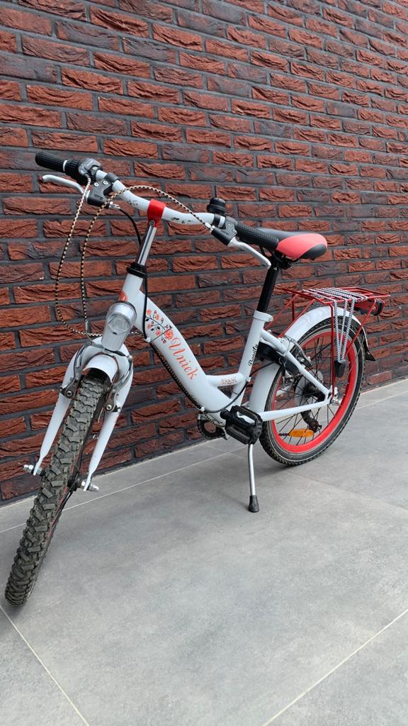 Une marque unique de vélos pour filles, Vélos & Vélomoteurs, Enlèvement, Comme neuf, 20 pouces