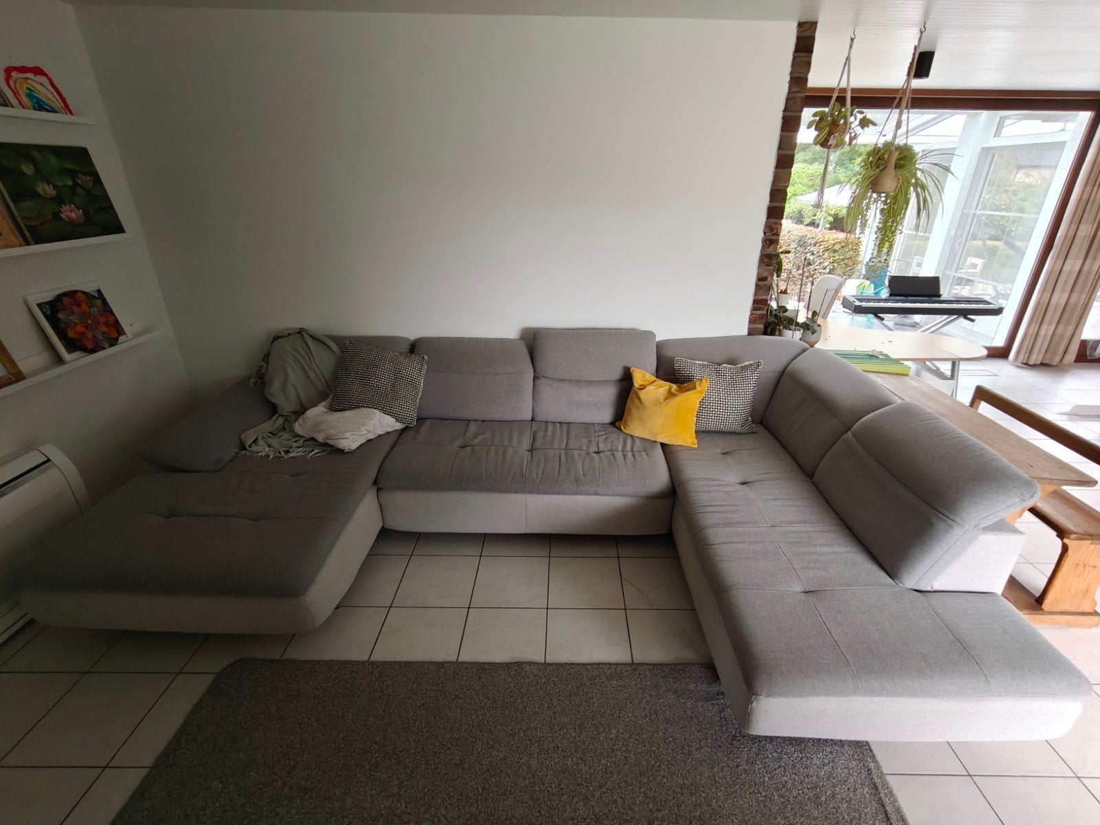 Nieuwe prijs! Comfortabele grijze stoffen zetel - moet, Ophalen, Zo goed als nieuw, Stof, Modern huiselijk