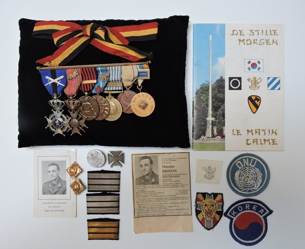 BATALJON KOREA set Medailles insignes + NAAM VAN DE SOLDAAT, Ophalen of Verzenden, Rijkswacht