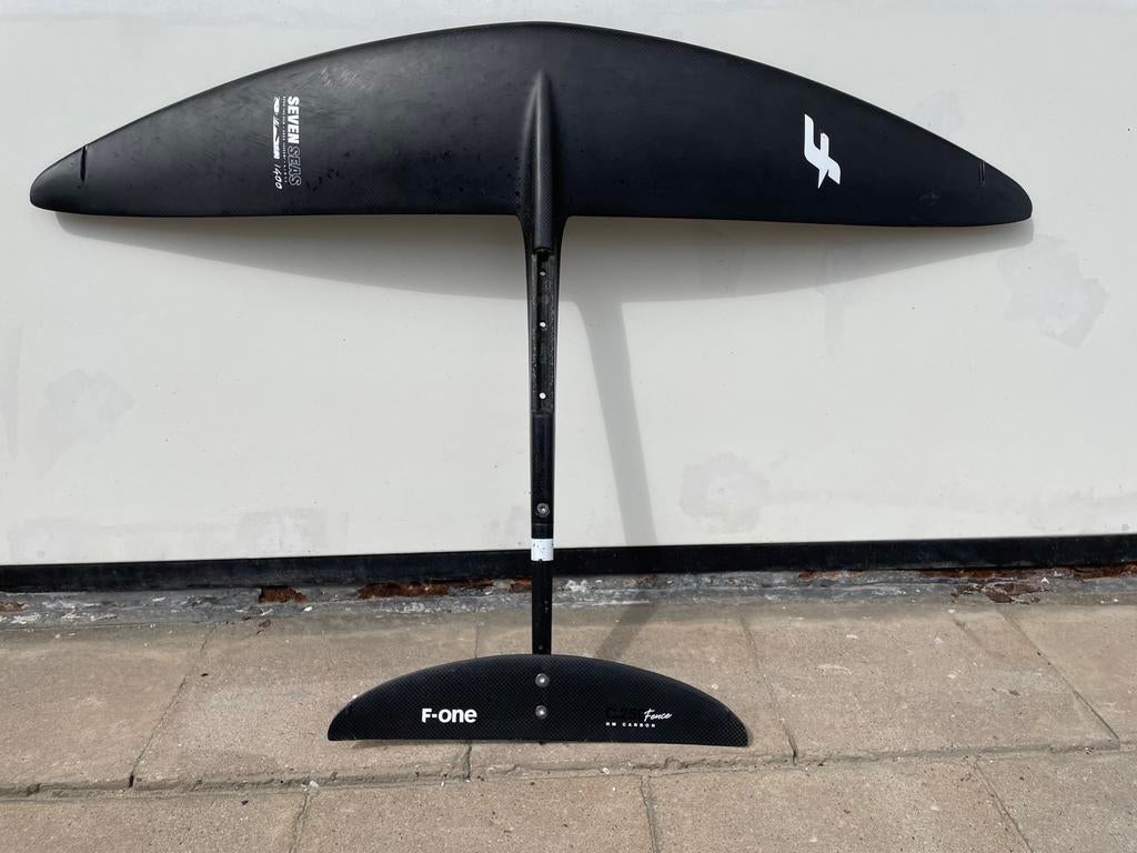 Foil F-One Seaven Seas 1400 + stab 250 + fuselage XS, Watersport en Boten, Ophalen