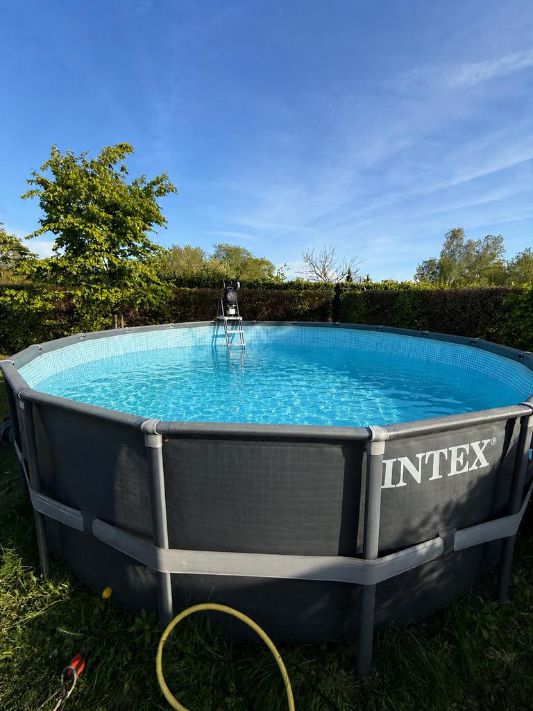 Volledig uitgerust, intex zwembad 550cm+warmtepomp 13kW, Jardin & Terrasse, Piscines, Utilisé, Piscines hors sol, 120 cm ou plus