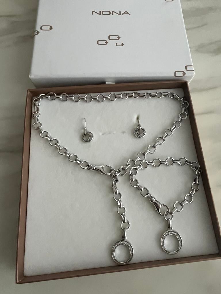 Nona silver 925, Bijoux, Sacs & Beauté, Colliers, Comme neuf, Enlèvement ou Envoi