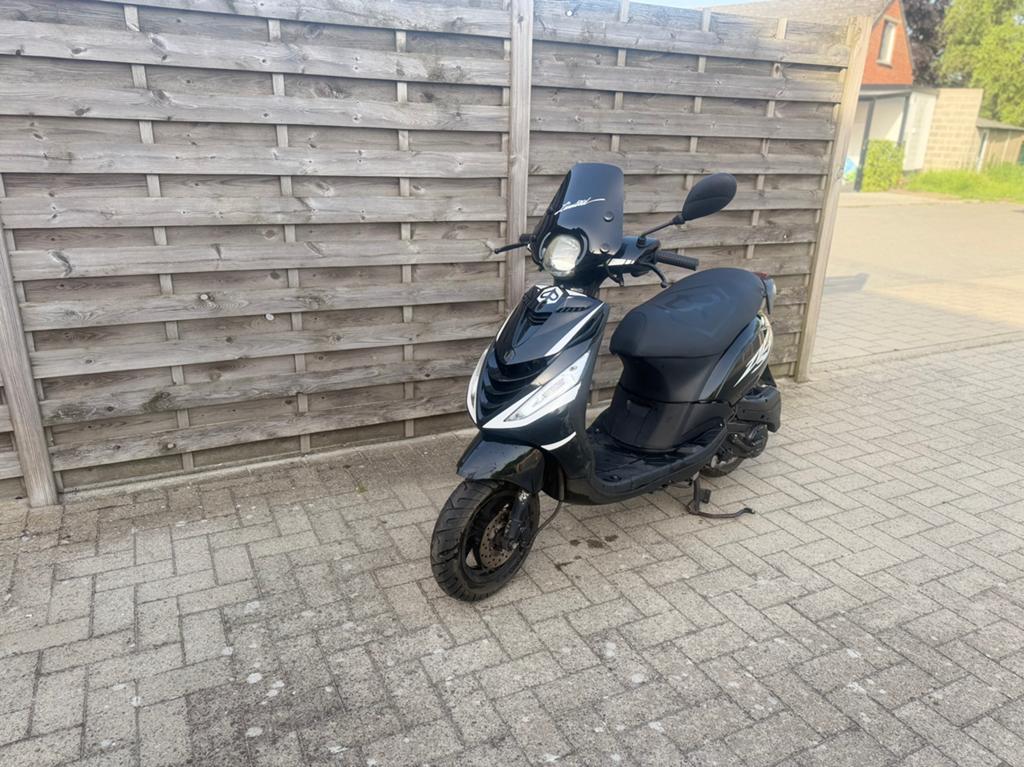 Piaggio zip 80cc 4takt bklasse, Vélos & Vélomoteurs, Scooters | Piaggio, Enlèvement ou Envoi, Comme neuf, Zip