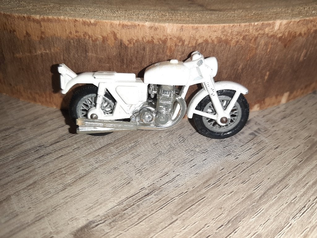 Matchbox Police Motor Cycle Nr.33 1975, Enlèvement ou Envoi, Utilisé, Moteur