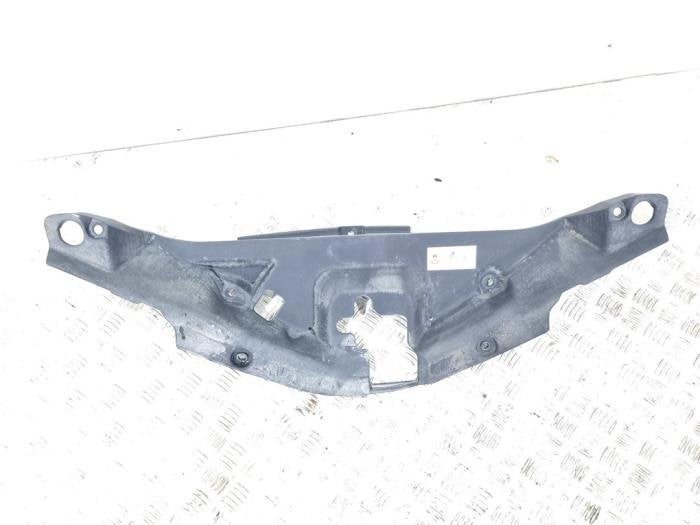 Plaque de protection moteur d'un Toyota C-HR, -, 3 mois de garantie, Toyota, Utilisé