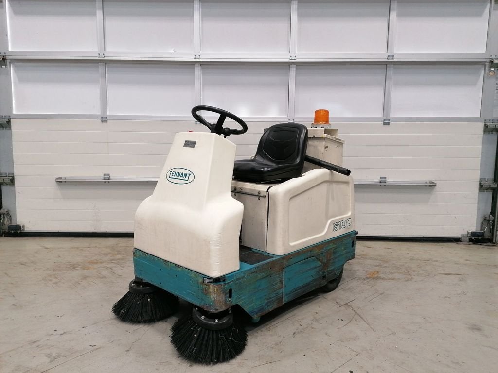 TENNANT 6100, Articles professionnels
