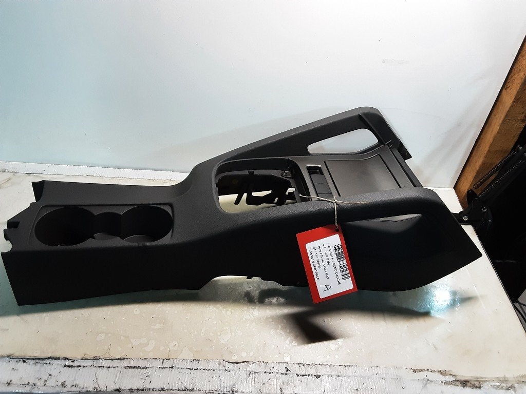 CONSOLE CENTRALE Volkswagen Golf V (1K1) (1K0863475C), Volkswagen, Mevr. I. Hauben, Utilisé, Rue de l'Espoir 34 34
4030  GRIVEGNÉE, BE