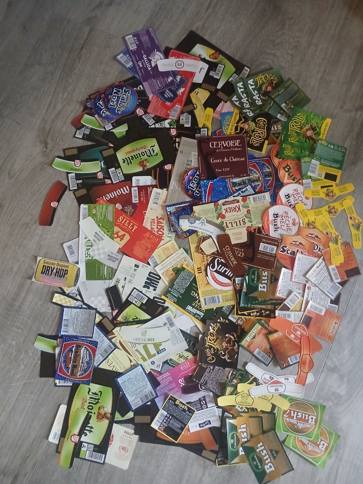 Lot de 226 étiquettes BR dupont, silly, dupont neuves, Collections, Enlèvement ou Envoi