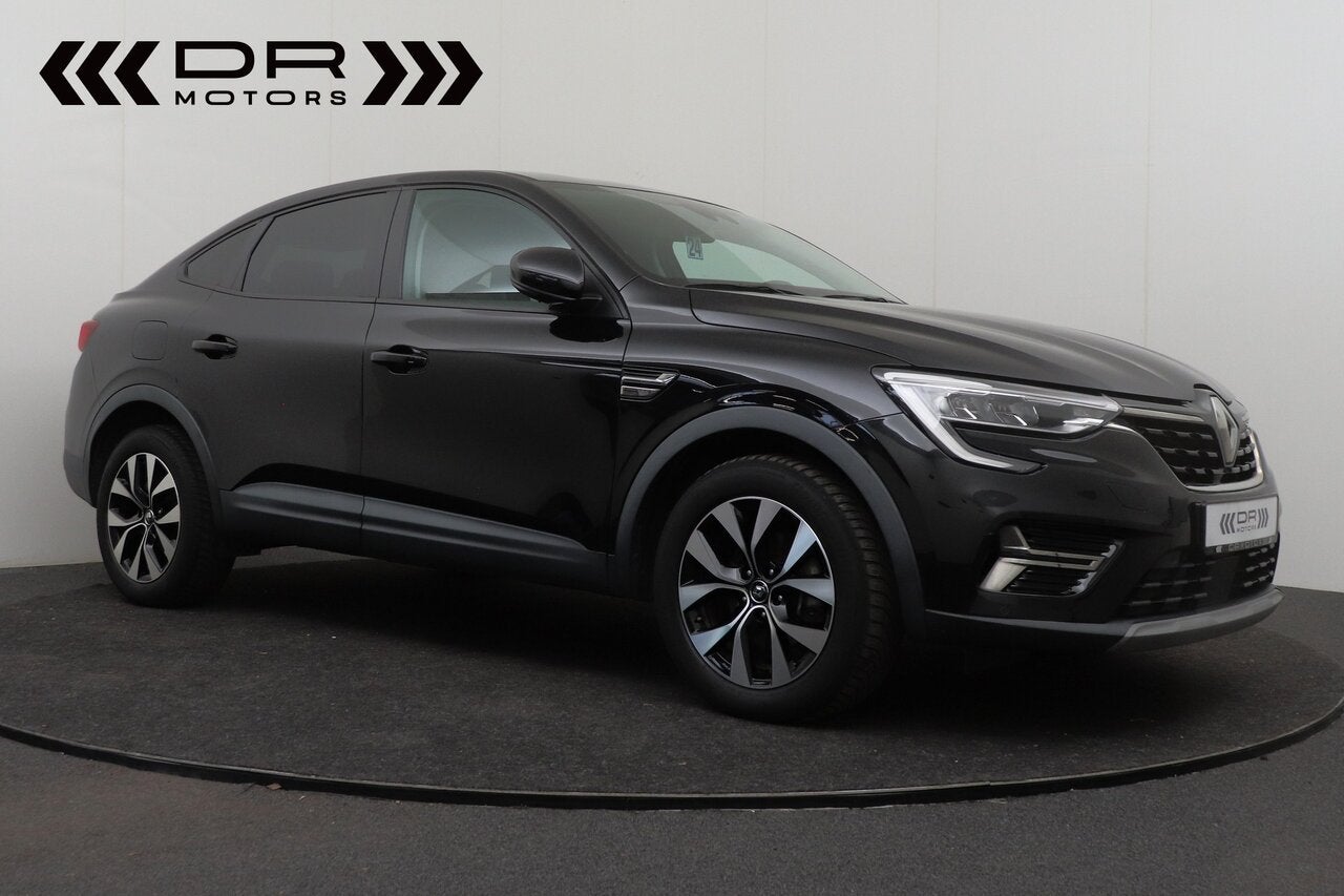 Renault Arkana 1.6 E TECH - NAVI - CAMERA - TOPSTAAT, Auto's, Renault, 0 kg, Zwart, Bedrijf, 5 zetels