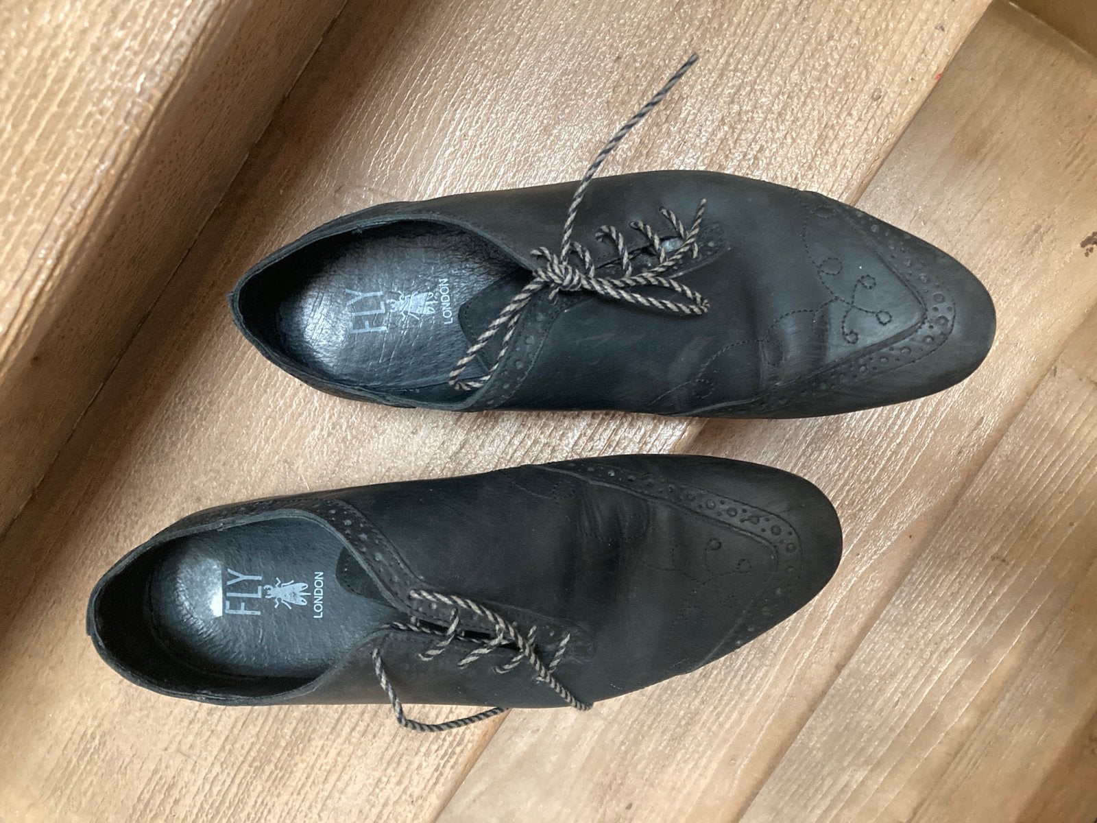 FLY LONDON geklede herenschoenen met veters, Vêtements | Hommes, Chaussures, Chaussures à lacets, Comme neuf, Enlèvement, Bleu