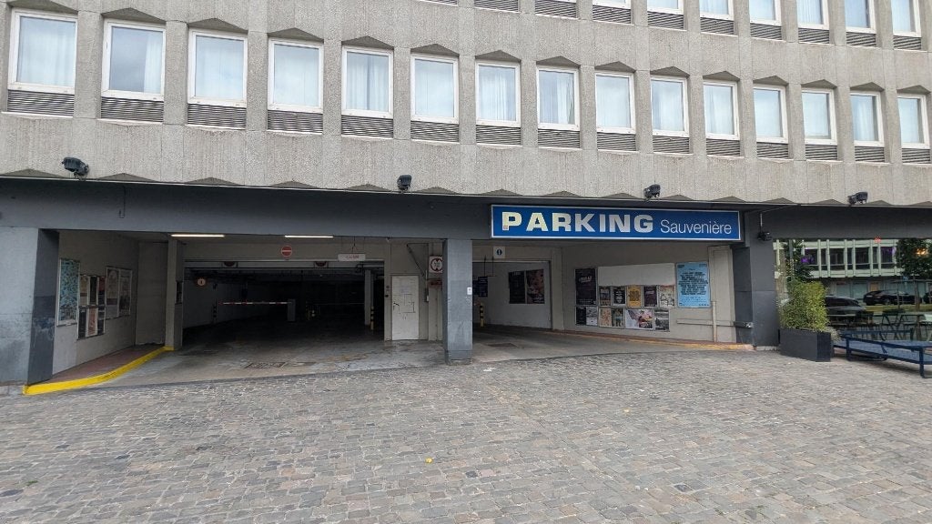 Garage centre ville Liege A VENDRE, Liège (ville)