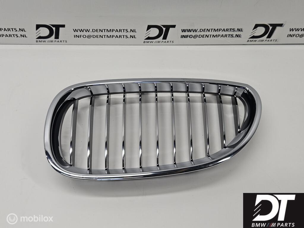 Grille links chrome BMW 5-serie E60 E61 M5 51137065701, Gebruikt, Ophalen of Verzenden, BMW, BMW