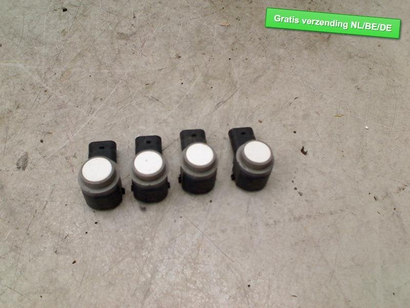 PDC SENSOR SET Volkswagen Golf VI (5K1) (3C0919275S), Gebruikt, Volkswagen, Volkswagen AG, Kundenbetreuung@volkswagen.de