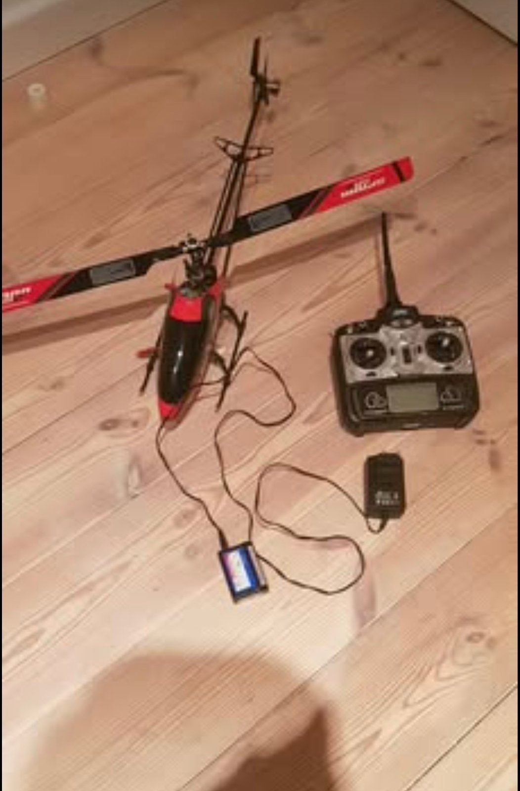 T5118 Spark SR2  Helikopter splinternieuw, Hobby en Vrije tijd, RTF (Ready to Fly), Helikopter, Zo goed als nieuw, Ophalen