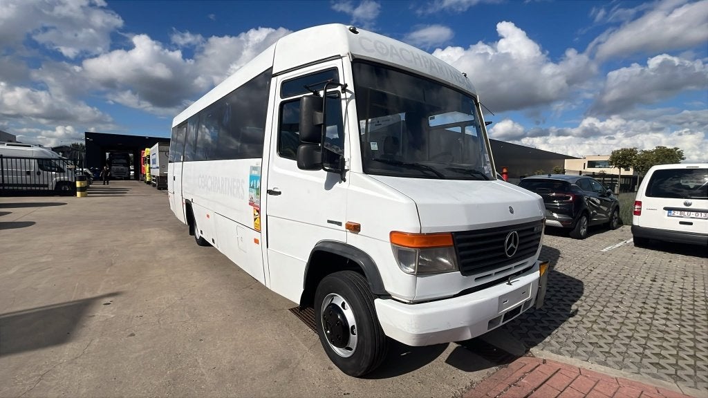Mercedes Vario 0813 (Numéro de stock 47201), Autos, Euro 5, Achat, Entreprise, Boîte manuelle