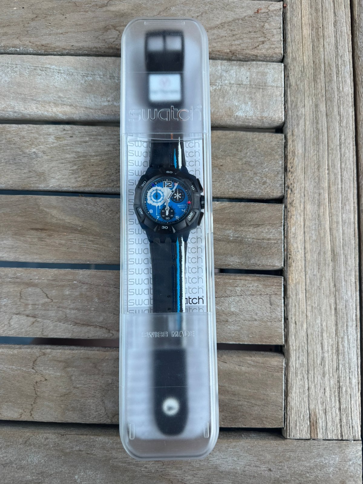 Nieuwe Swatch Chronograph SUKI100F, Swiss Made, Enlèvement ou Envoi, Neuf