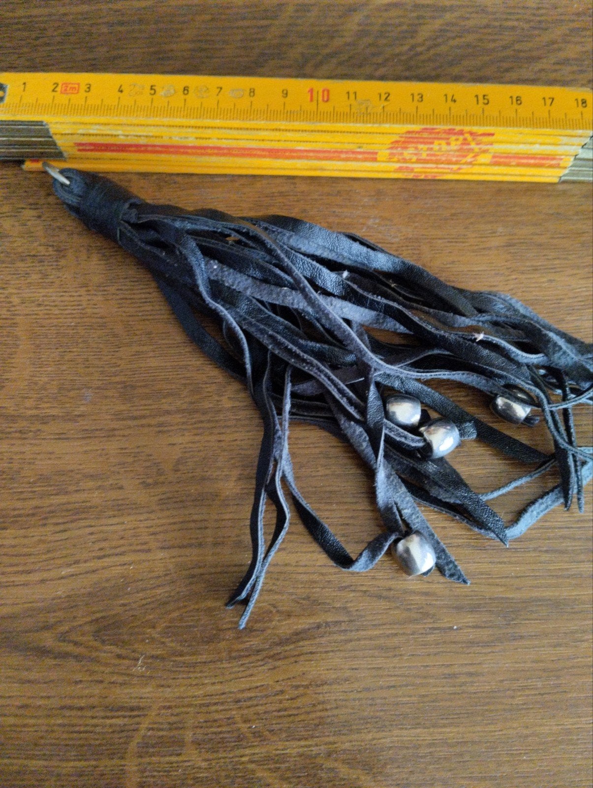 cool zwarte hanger metalen noppen, Verzenden