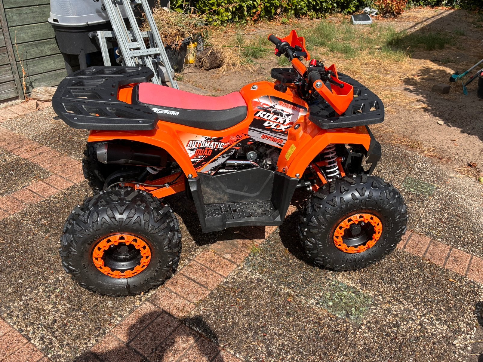 Geparo Rocky DLX 125cc, 1 cilinder