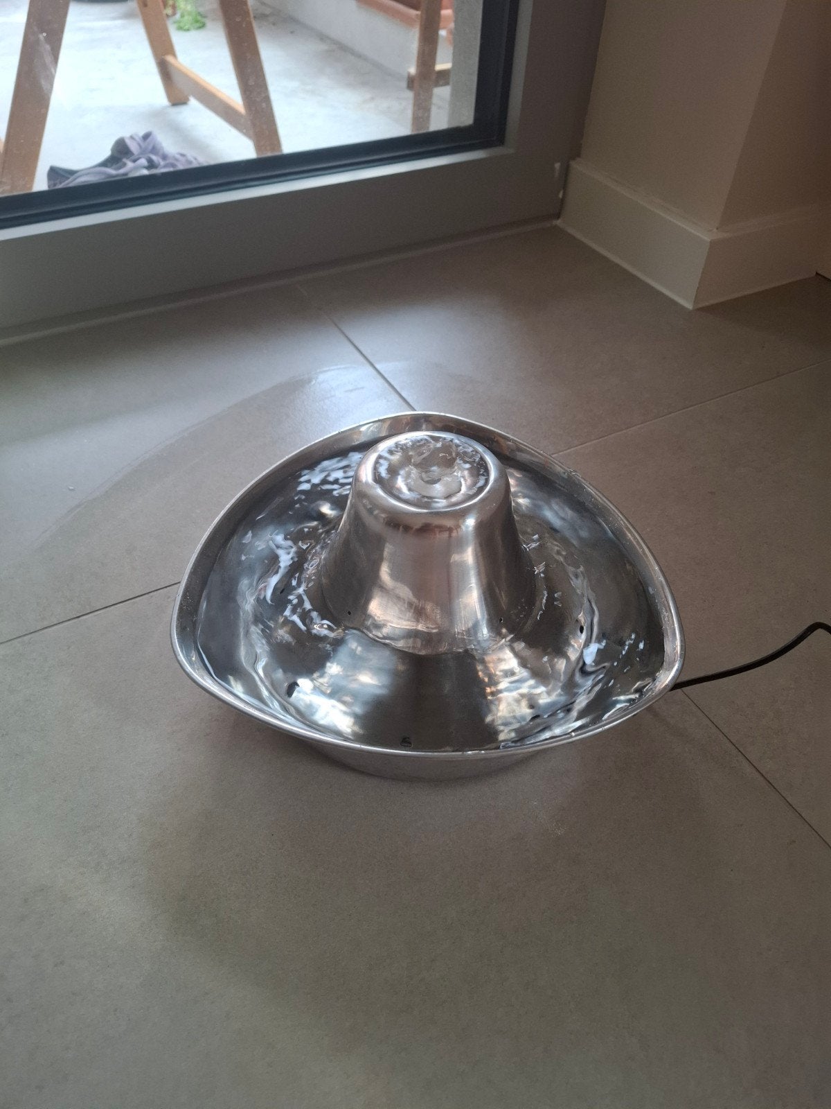 fontaine à boire pour chat, Animaux & Accessoires, Enlèvement, Comme neuf
