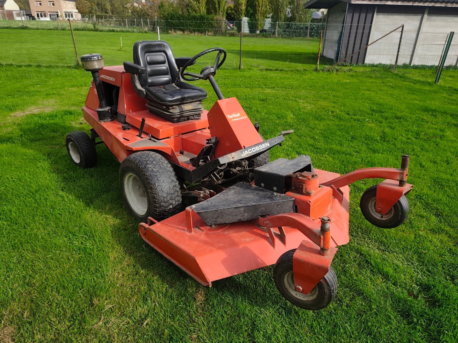Jacobson frontmaaier turfcat t422, Ophalen