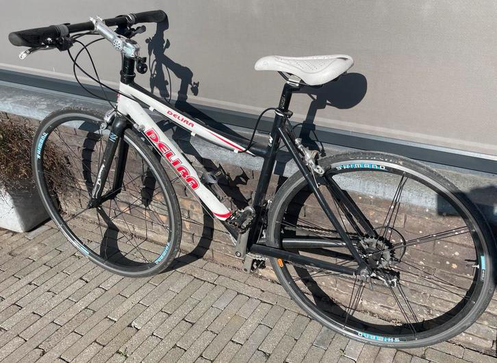Koersfiets tiener, Fietsen en Brommers, Gebruikt, Overige maten, Meer dan 20 versnellingen, Ophalen