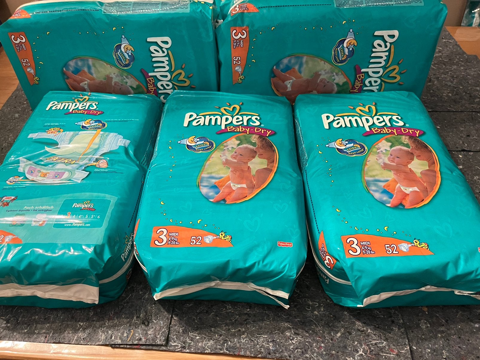 Pampers maat 3, Ophalen