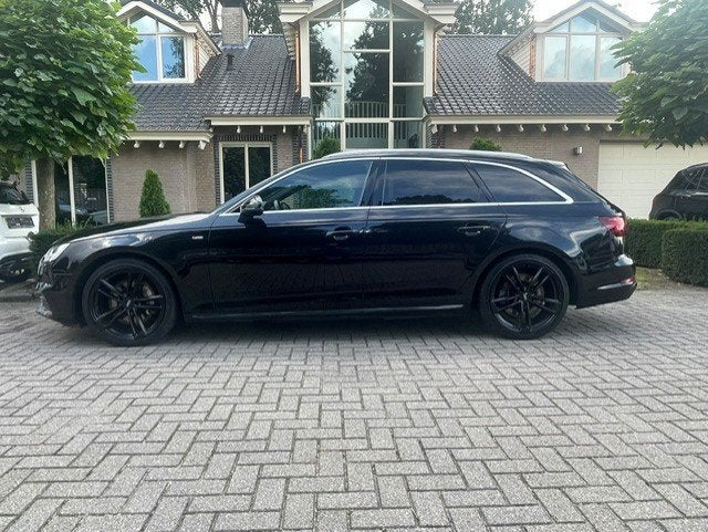 Audi A4 Avant QUATTRO 2.0 TFSI S-line (automatique), Cuir et Alcantara, Achat, Entreprise, A4
