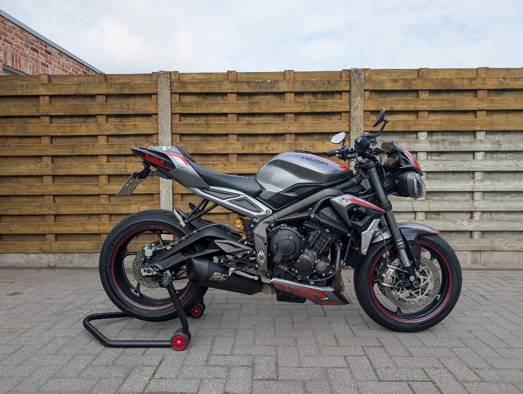 Triumph Street Triple RS - 2020, Motoren, Occasion, Motorrijbewijs A, Handvatverwarming, 3 cilinders