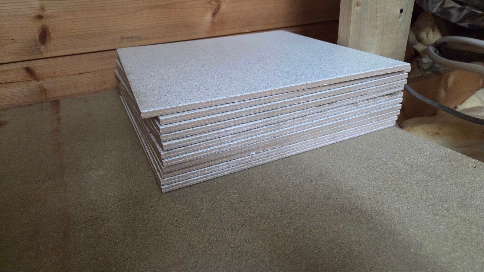 12 carrelages 3030, Bricolage & Construction, 20 à 40 cm, Céramique, Enlèvement, 20 à 40 cm