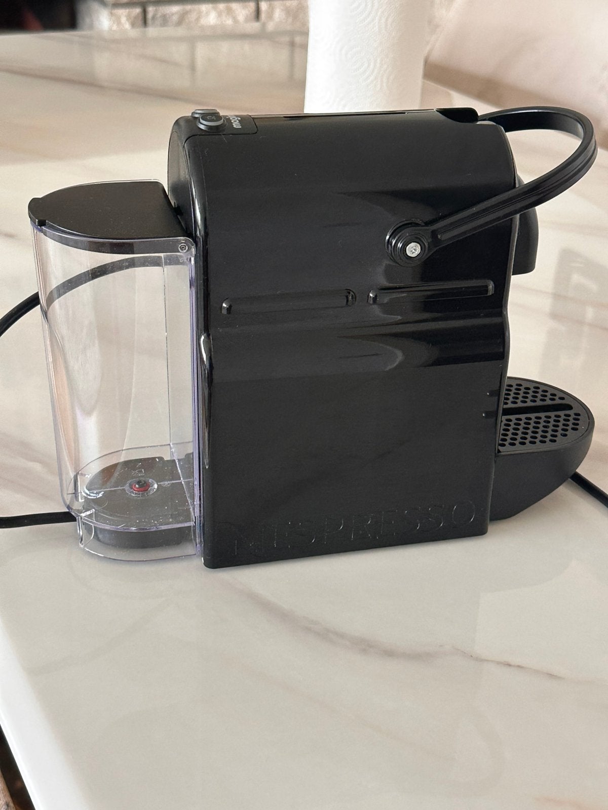 Nespresso koffiemachine in perfecte staat, Ophalen, Zo goed als nieuw