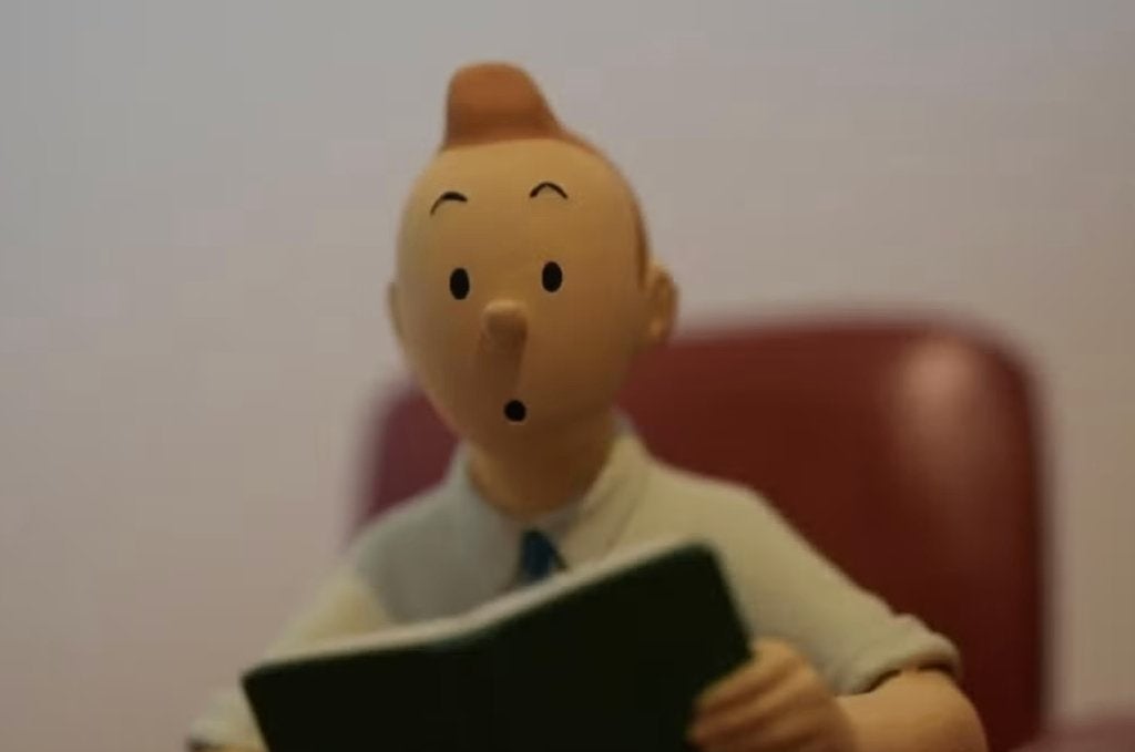 Kuifje leest in zetel met bobbie - Pixi beeldje, Verzamelen, Ophalen, Kuifje, Gebruikt, Beeldje of Figuurtje