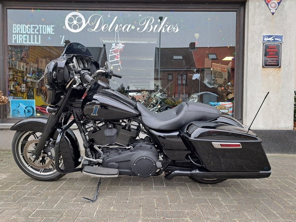 Harley Streetglide - 2019 - 22058 km, 1746 cm³, Tourisme, Entreprise, Occasion