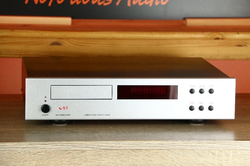 Van Medevoort CD 250 / CD250 Stabiel speler. Service gehad!, TV, Hi-fi & Vidéo, Lecteurs CD, Comme neuf, Enlèvement ou Envoi