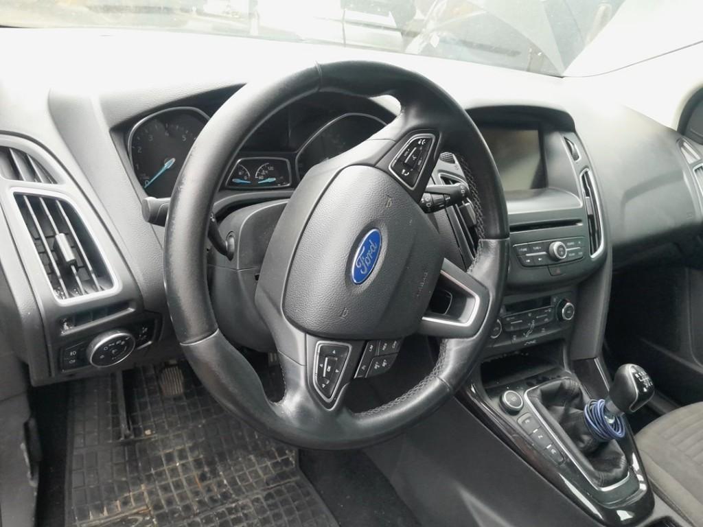 VOLANT DIRECTION Ford Focus 3 Wagon (01-2010/05-2018), Utilisé, Ford