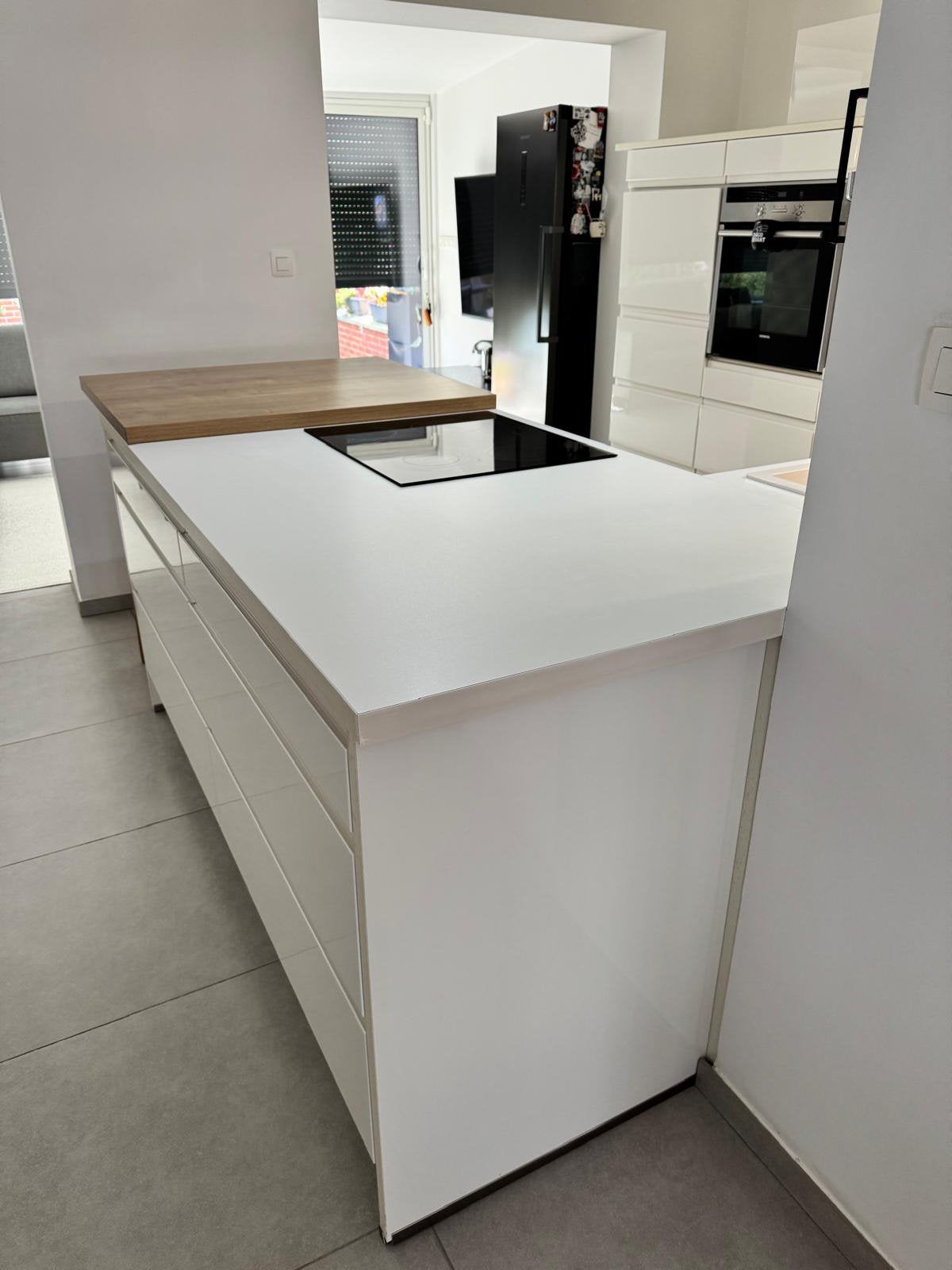 Cuisine équipée blanc laqué eggo avec electro siemens, Enlèvement, Comme neuf, Blanc