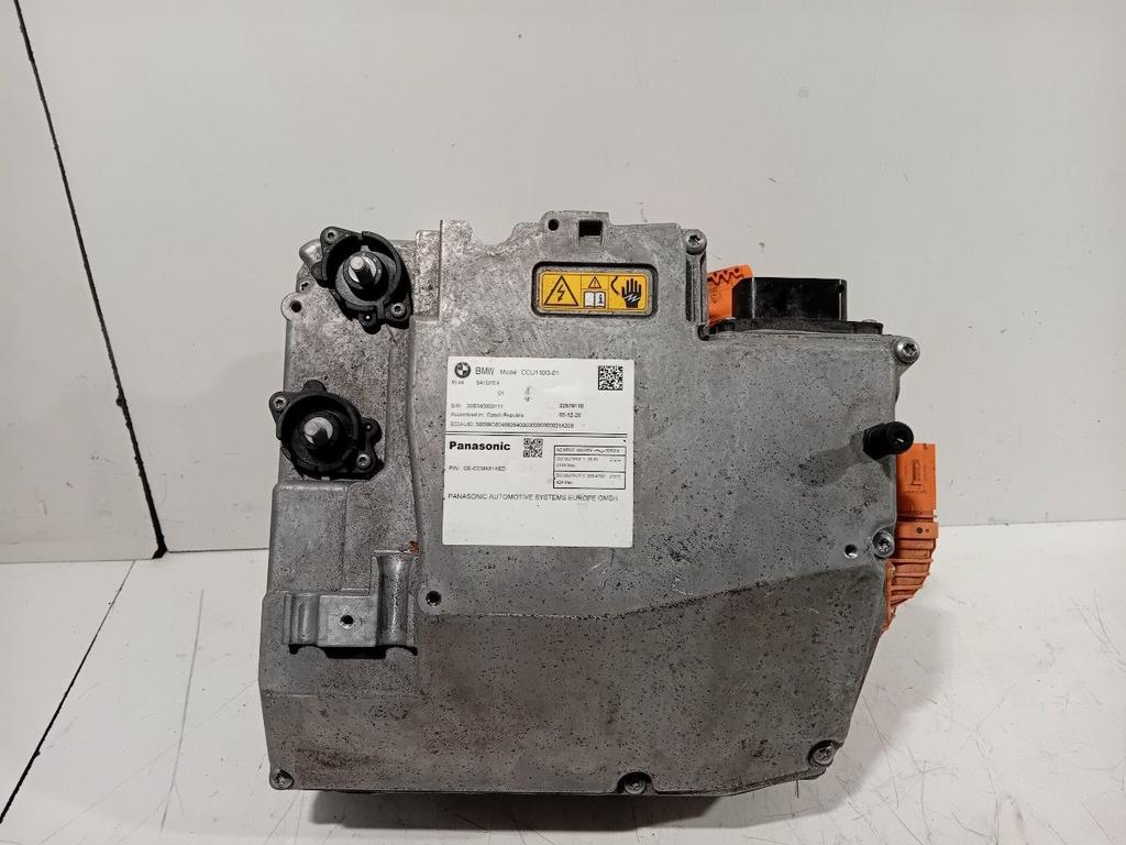 Acculader BMW iX, Onderdelen@venauto.nl, Van der Ven Autorecycling B.V., Gebruikt, Ettenseweg 76, 4706 PB Roosendaal, The Netherlands