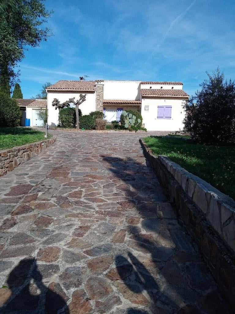 vakantiewoning Zuid-Frankrijk, Dorp, Languedoc-Roussillon, Aan zee, Open haard