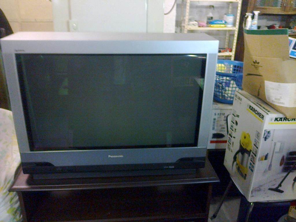 Panasonic Tv Quintrix TX-32PF10F, Audio, Tv en Foto, Vintage Televisies, Ophalen, Gebruikt, 60 tot 80 cm, Panasonic