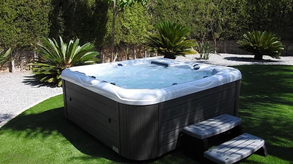 jacuzzi toonzaal model, Enlèvement, Comme neuf